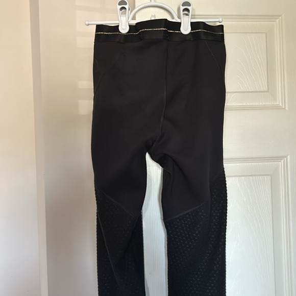 Nike Pro Dry Fit Leggings - Picture 3 of 3